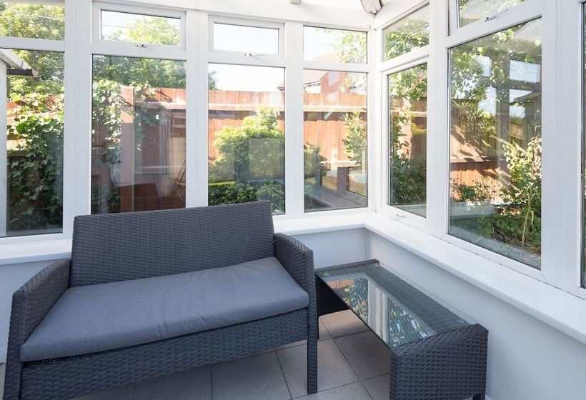 Milford On Sea Detached Bungalow