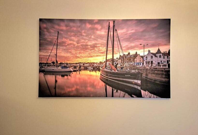 The Neuk Anstruther Sleeps 6 Fantastic Location