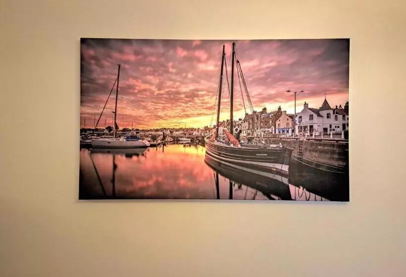 The Neuk Anstruther Sleeps 6 Fantastic Location