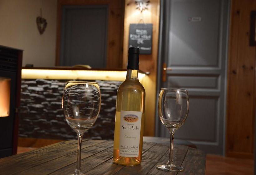 Общежитие Auberge Le Vieux Chaillol & Spa