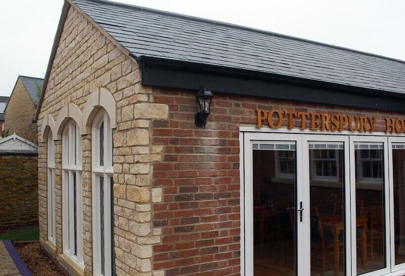 ベッドアンドブレックファースト Potterspury House