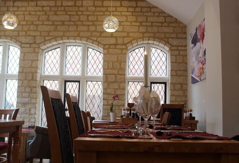 ベッドアンドブレックファースト Potterspury House