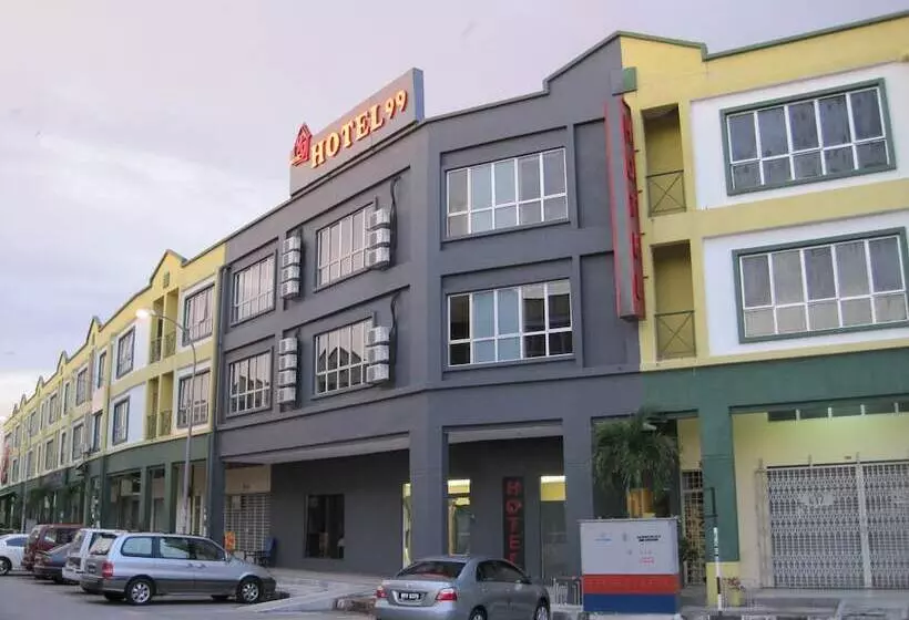 هتل 99 Bandar Klang
