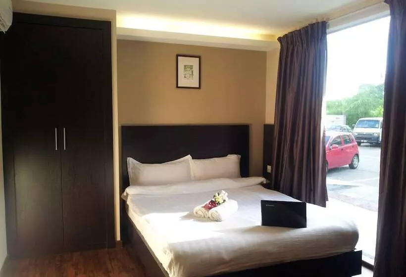 هتل 99 Bandar Klang