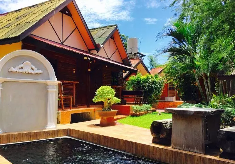 هتل Ban Thai Guesthouse