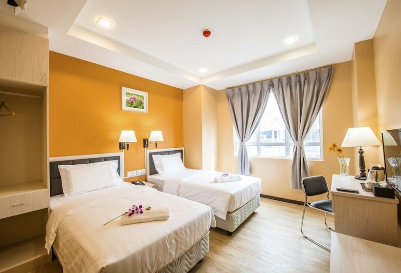 Inhotel Inanam Kota Kinabalu