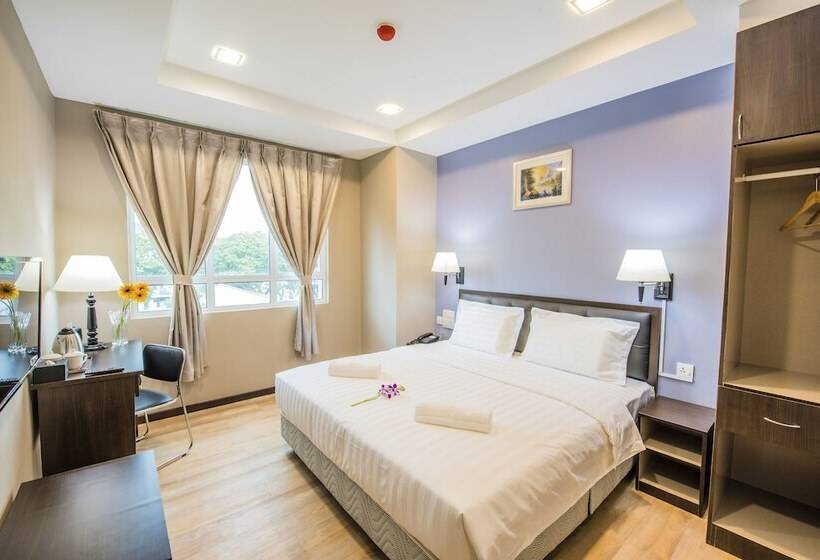 Inhotel Inanam Kota Kinabalu