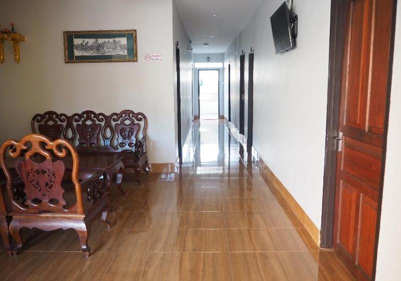 هتل Villa Phonethavy