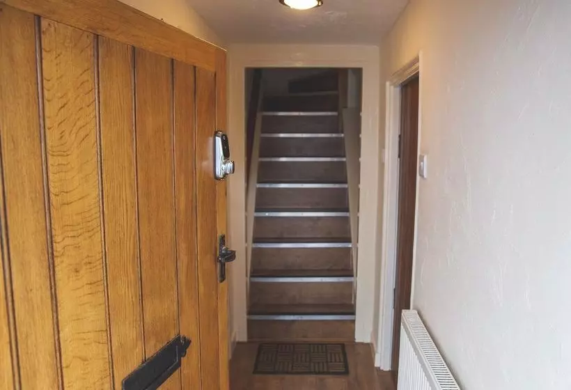 I M Your Host  Fishermans Rest