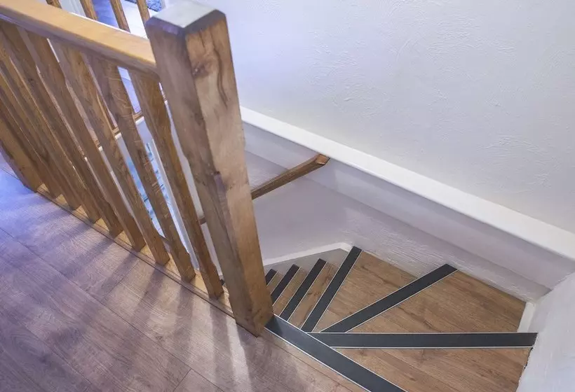 I M Your Host  Fishermans Rest