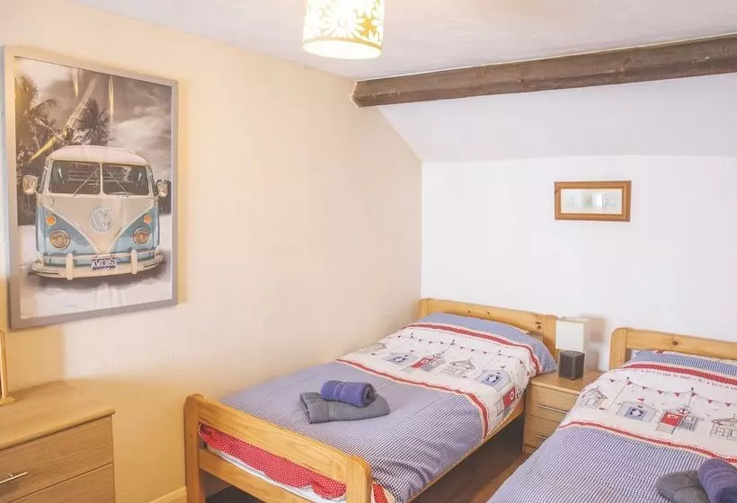 I M Your Host  Fishermans Rest