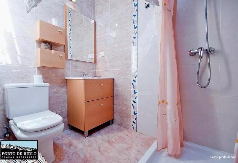 ペンション Porto De Rinlo