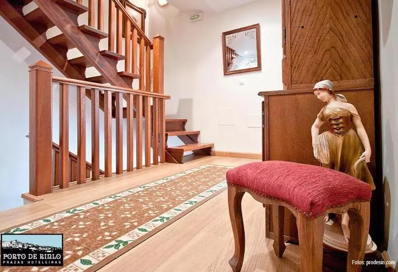 ペンション Porto De Rinlo