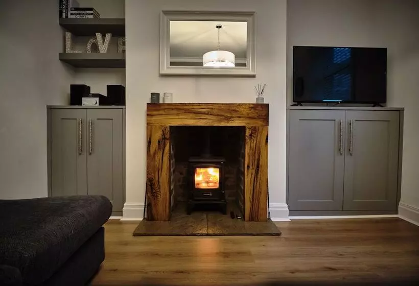 The Townhouse Simple2let Serviced Apart