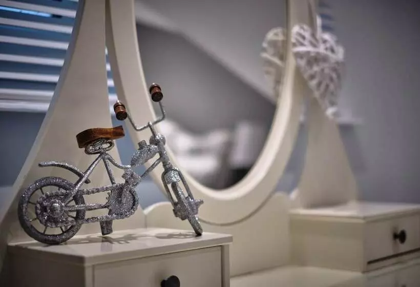 The Townhouse Simple2let Serviced Apart