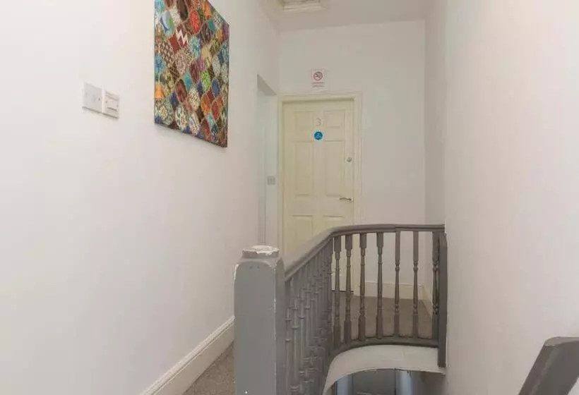 Townhouse @ Electricity Street Crewe