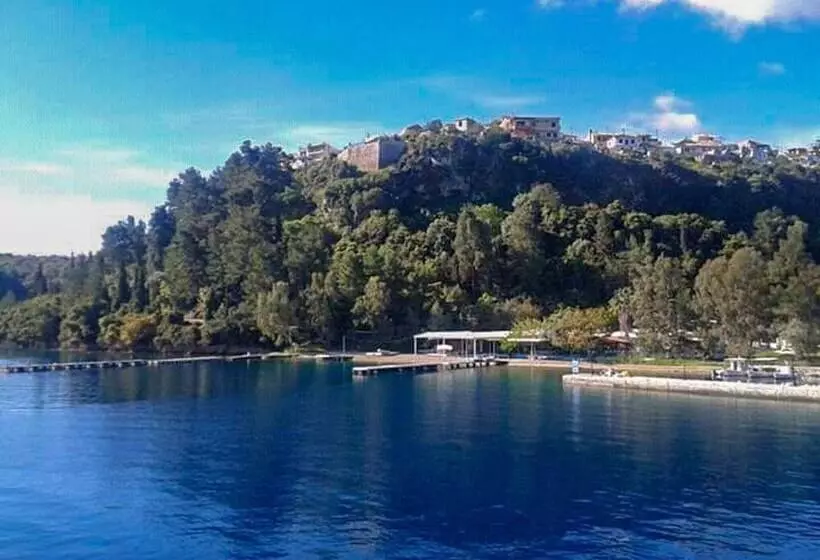 A Lovely Holiday Refuge On Meganisi