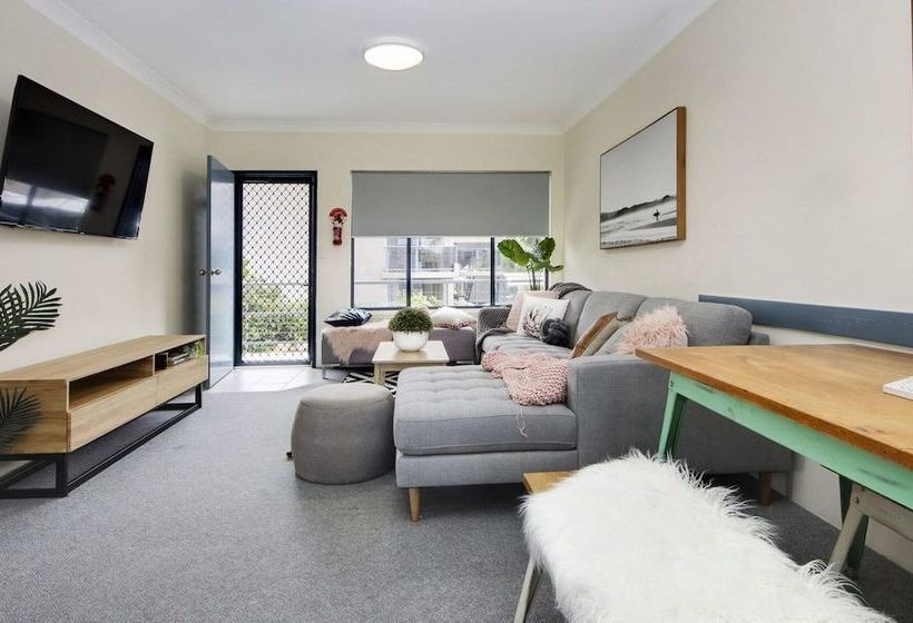 Anchored At South West Rocks