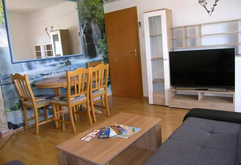 Apartment Miroslav