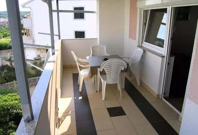 Apartment Miroslav