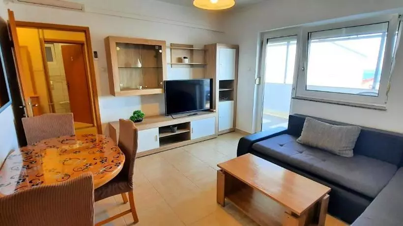 Apartment Miroslav