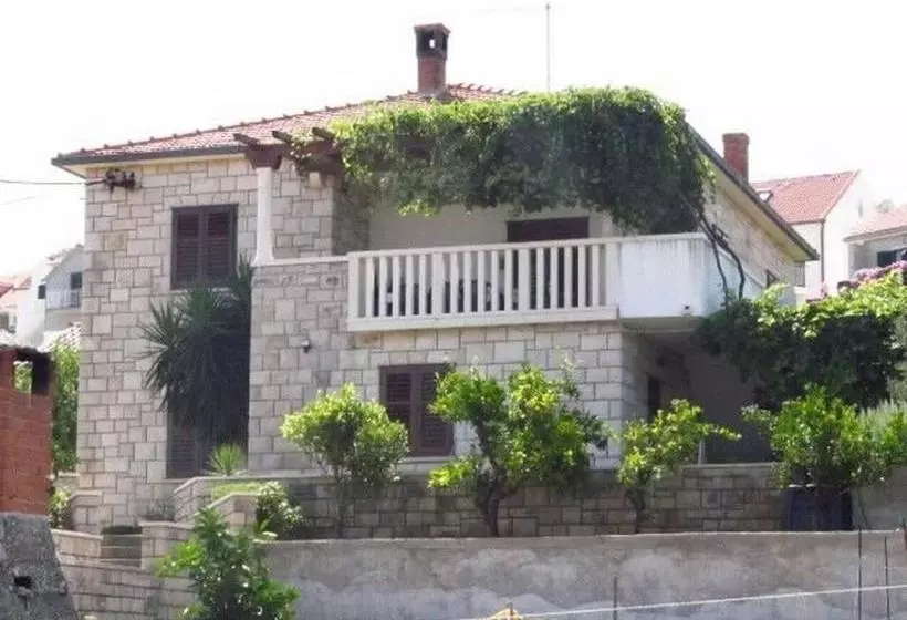 Apartments Jelka