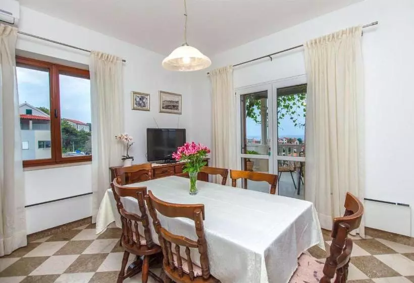 Apartments Jelka