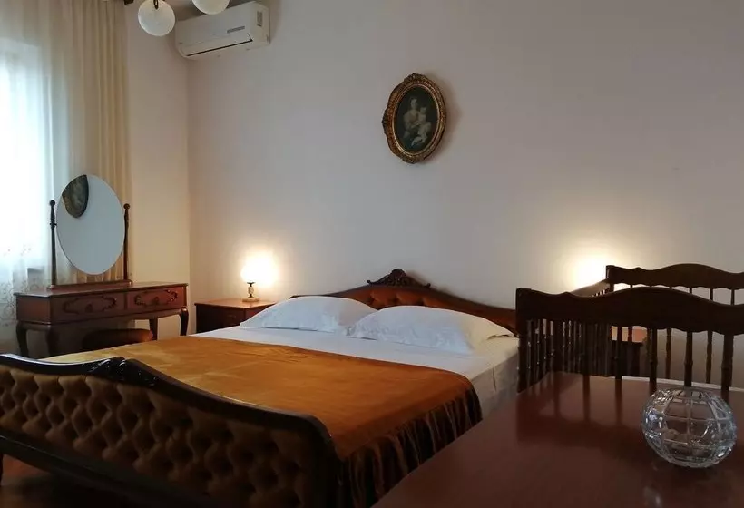 Apartments Jelka