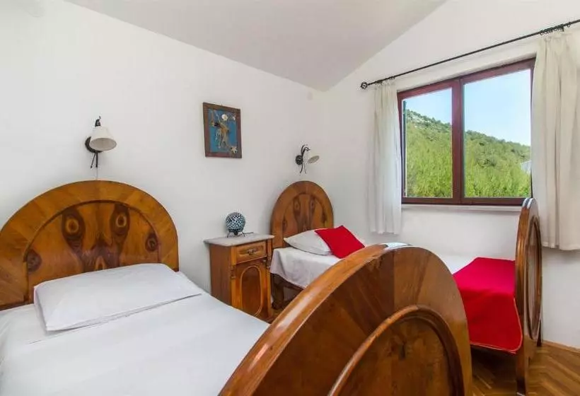 Apartments Ana