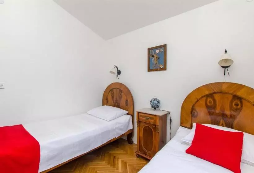 Apartments Ana