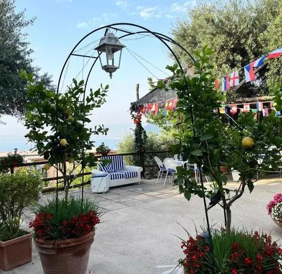 Elisabeth Seaview Apartments Sorrento Coast