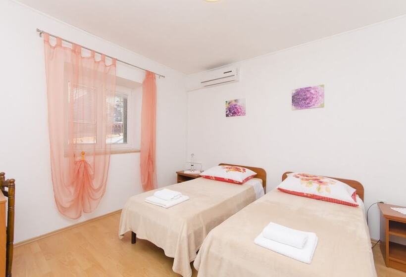 House Poets Street In Old Sibenik