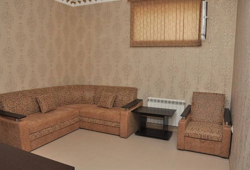 פנסיון Gostevoy Dom Na Volodarskogo