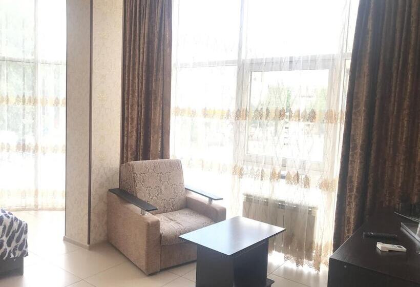 פנסיון Gostevoy Dom Na Volodarskogo