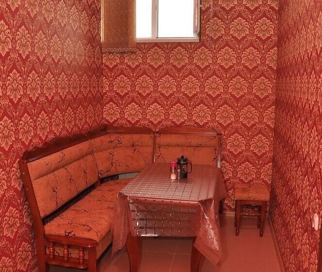 פנסיון Gostevoy Dom Na Volodarskogo