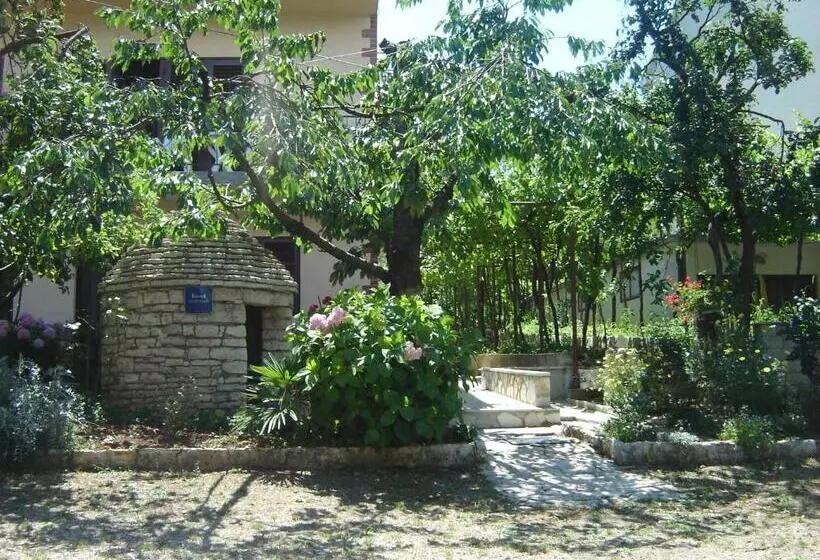Apartments Grgorinić