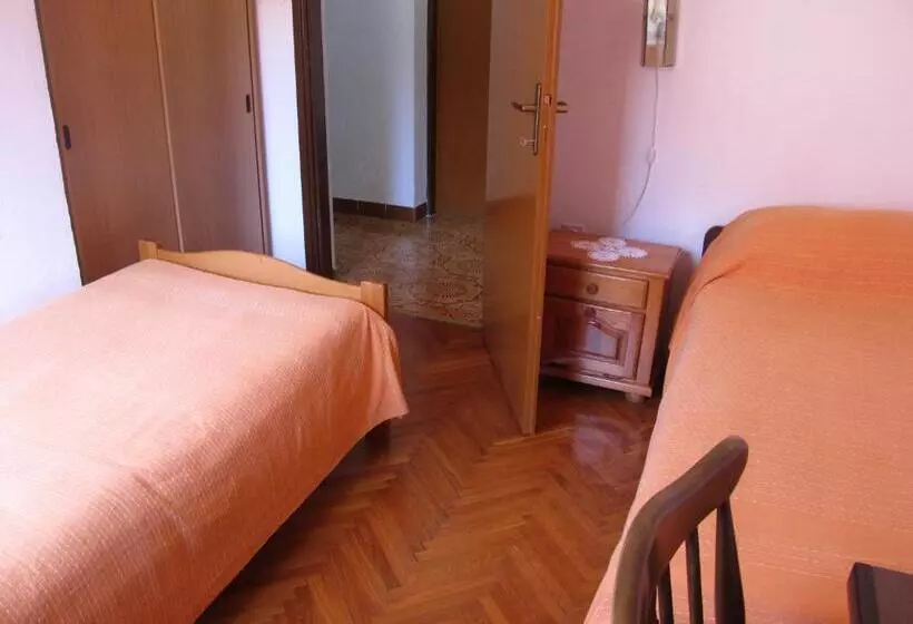 Apartments Grgorinić