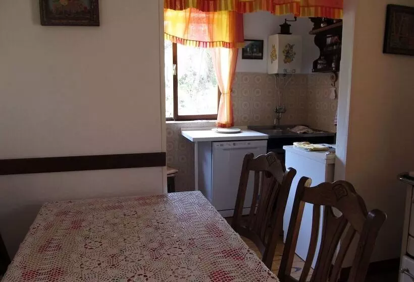 Apartments Grgorinić