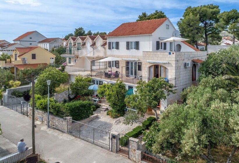 Apartments Paradise Bay