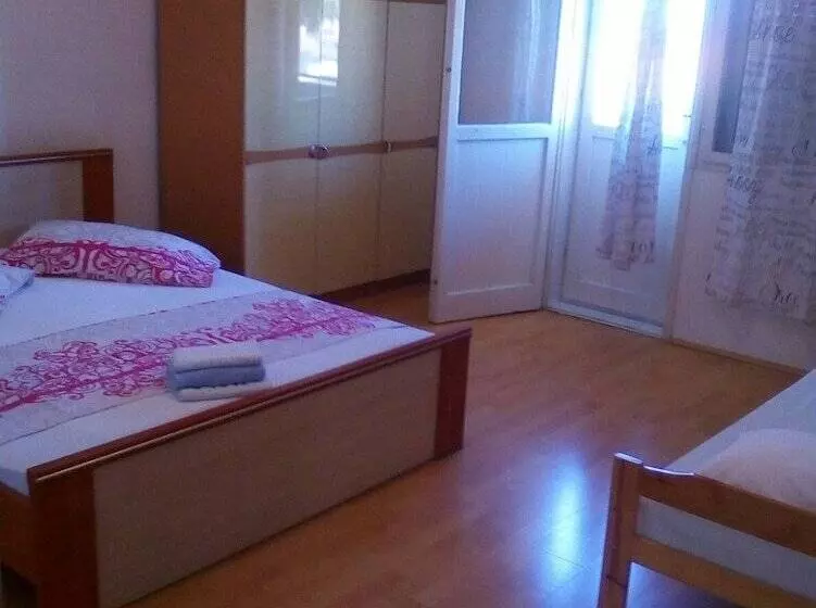 Apartments Nazor