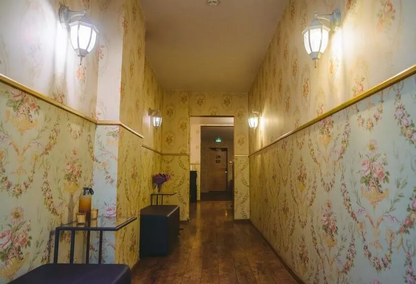 Aurooms Hotel Continent