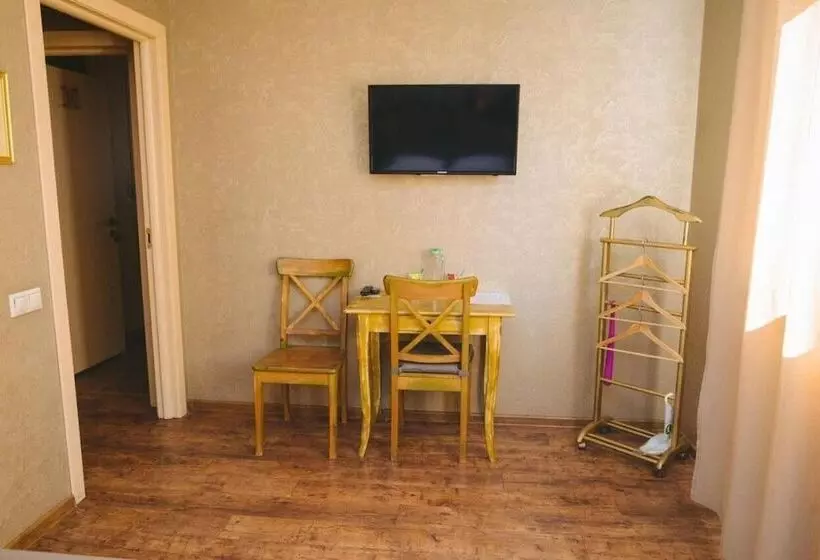 Aurooms Hotel Continent