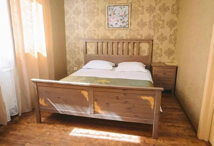 Aurooms Hotel Continent