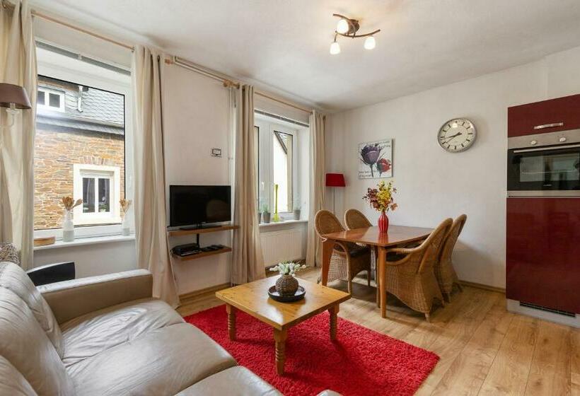 Haus Alte Rebe & Weiße Traube