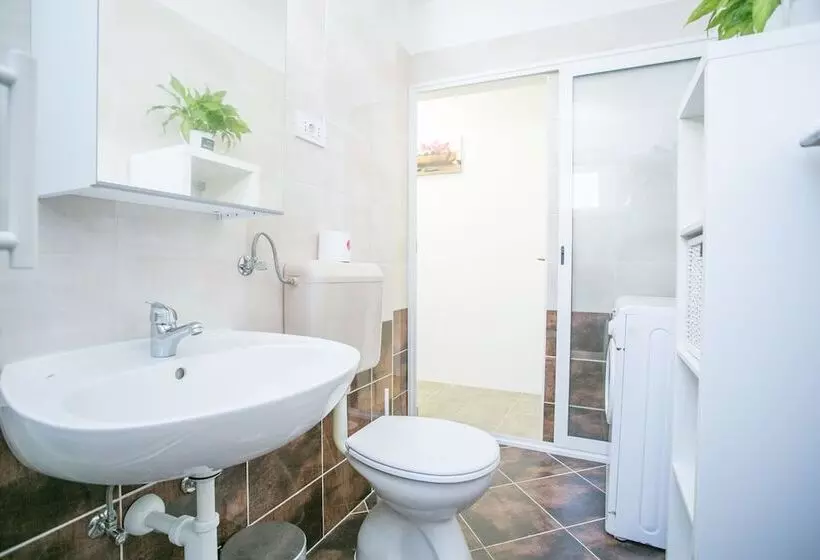 Modern Living In The Heart Of Trogir