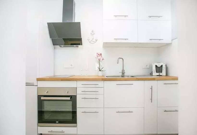 Modern Living In The Heart Of Trogir