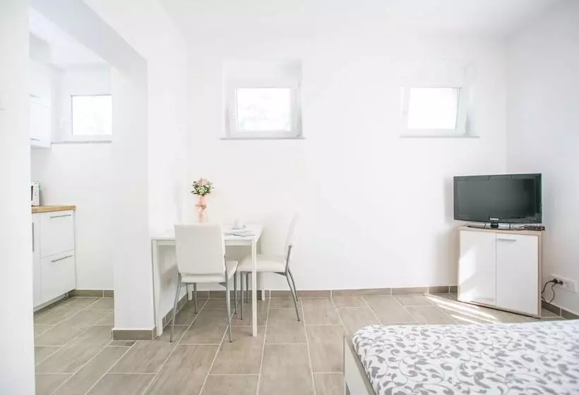 Modern Living In The Heart Of Trogir