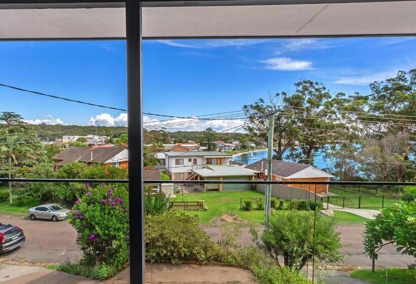 Randall Family Retreat 22b Randall Drive