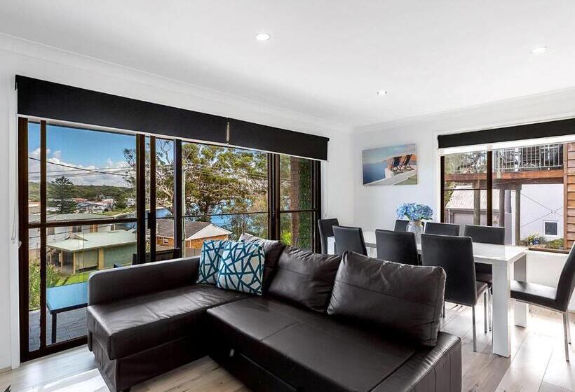 Randall Family Retreat 22b Randall Drive