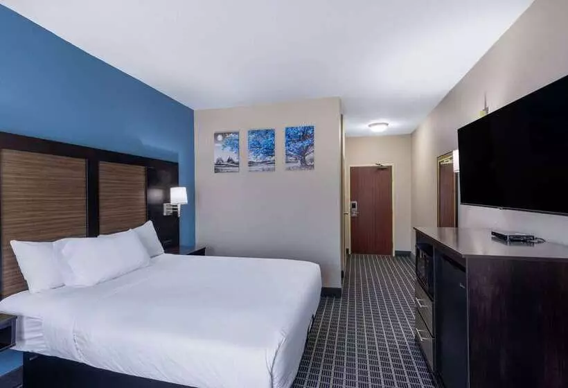 هتل Baymont By Wyndham Kirksville University Area